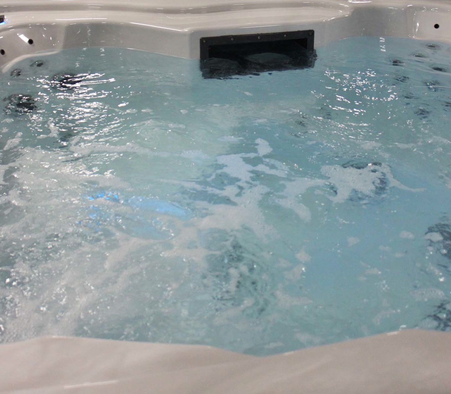 9 Hot Tub Cleaning Tips Alps Spas